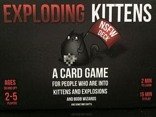 Portada juego de mesa Exploding Kittens: Edición NSFW